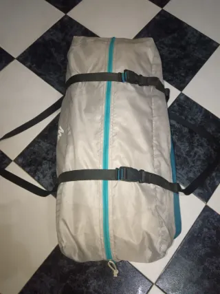 Tienda de campaña familiar Muy cuidada