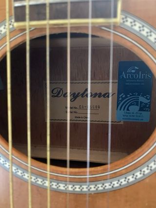 Guitarra electroacustica Daytona Buen estado