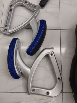 Sedia Gaming PYC Almansa in similpelle Nero e Blu