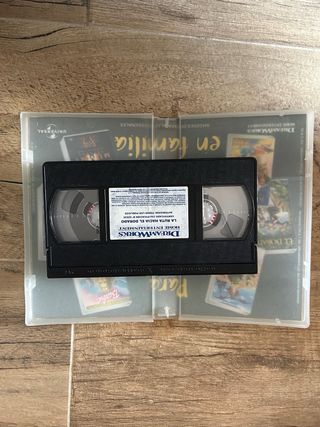 Película VHS La ruta hacia el dorado