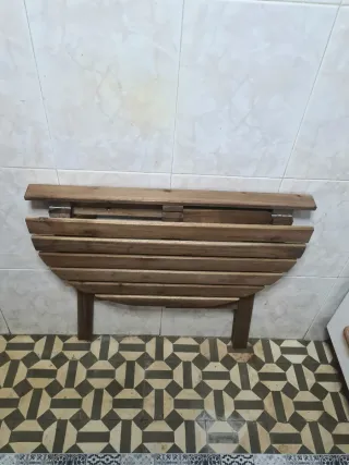 Mesa auxiliar plegable