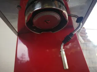 Cafetera Espresso Macina de cafe QuickMill 0820