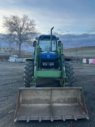 Tractor New Holland 8340