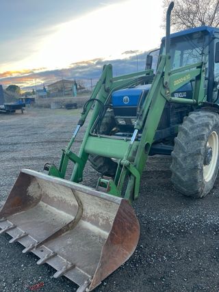 Tractor New Holland 8340