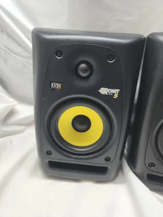 2 KRK Rokit 5 RPG 2 Monitores de Estudio
