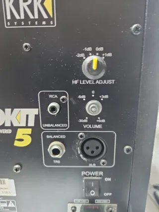 2 KRK Rokit 5 RPG 2 Monitores de Estudio