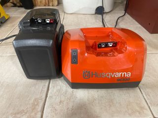 Desbrozadora Husqvarna 520 iRX con cargador y bate