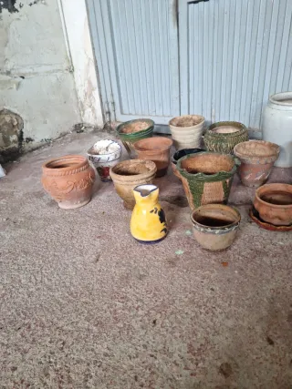 Lote de varios maceteros diferentes tamaños