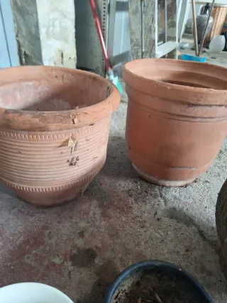 Lote de varios maceteros diferentes tamaños