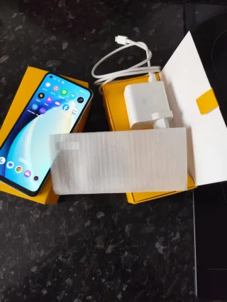 Móvil realme 8