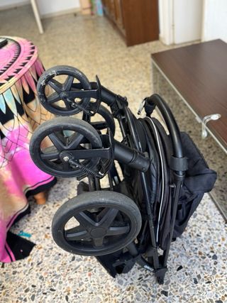 Silla de paseo ligera Lionelo