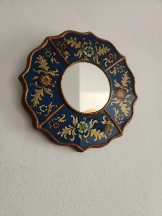 Coppia di antichi specchi