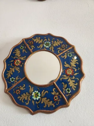 Coppia di antichi specchi