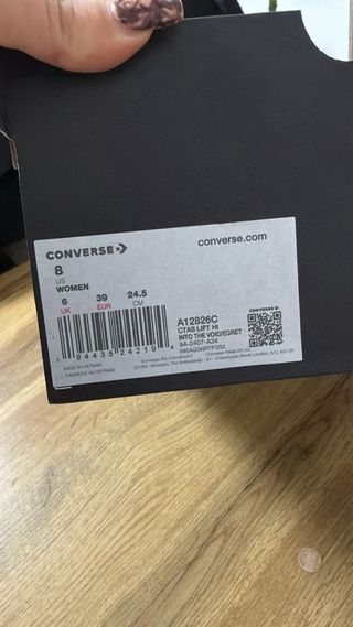 Zapatilla converse en color azul