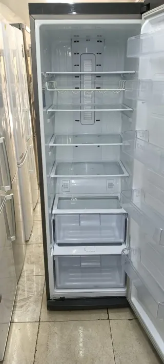 NEVERA SAMSUNG UNA PUERTA NO FROST ENERGÍA A+