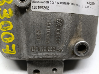 SOPORTE MOTOR DERECHO VOLKSWAGEN GOLF IV BERLINA