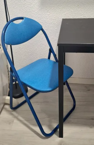Silla plegable azul