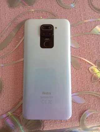 Xiaomi Redmi note 9 .