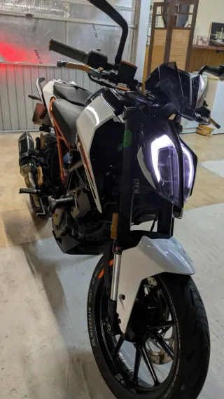 Moto KTM duke 125 ABS