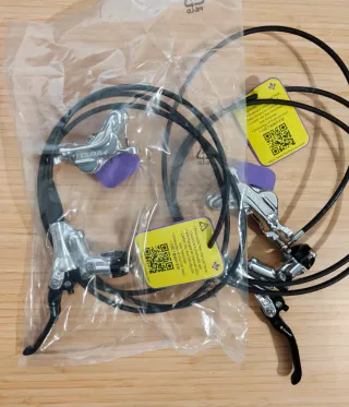 Frenos Formula Cura 4 de 4 pistones