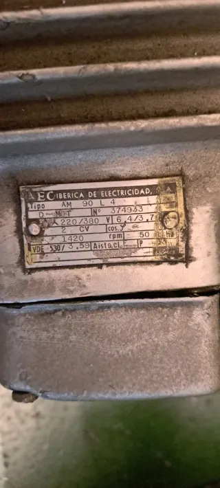 Motores Eléctricos Trifásicos Siemens de 1.5 kw.