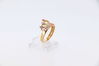 ANILLO GRANDE CORONA CIRCONITAS ROSAS. Oro 18k.