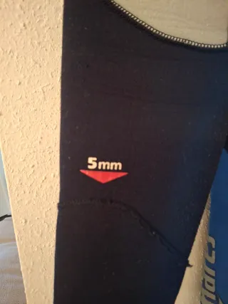 Traje neopreno hombre Mares T5