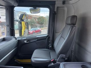 SCANIA R480 DUMPER DE OBRA CAMION 8X4