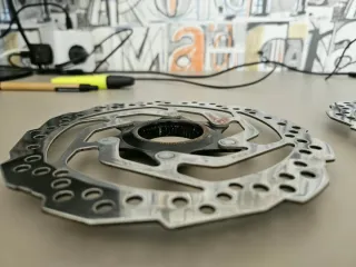 Disco Shimano 160mm Center Lock RT10