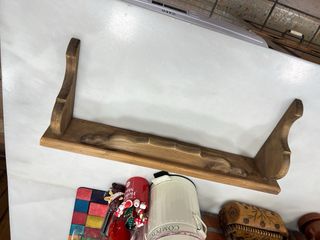 Estantería rústica de madera