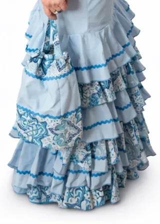 Traje de flamenca hecho a mano + bolso + peineta