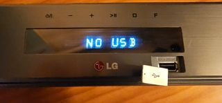 Barra de Sonido LG + Subwoofer