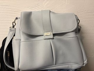 Bolso cambiador gris claro