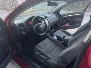 Volkswagen Golf 2005