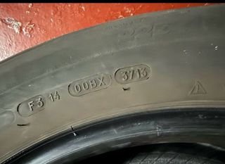 225 60 18 100H Michelin