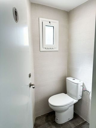 Bar en alquiler en Torrent Ballester en Viladecans