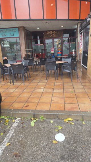 SE TRASPASA BAR CAFETERIA