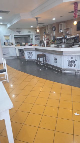 SE TRASPASA BAR CAFETERIA