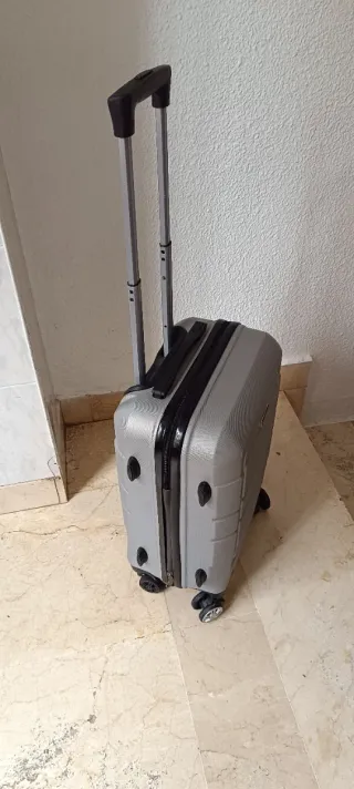 Maleta de viaje 4 ruedas