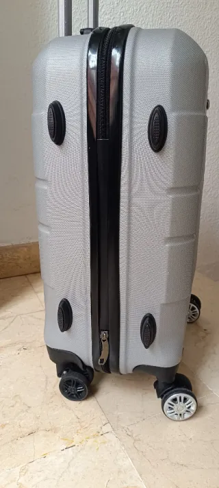 Maleta de viaje 4 ruedas