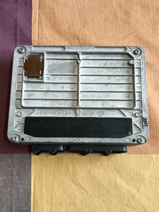 Centralita Motor Skoda Felicia