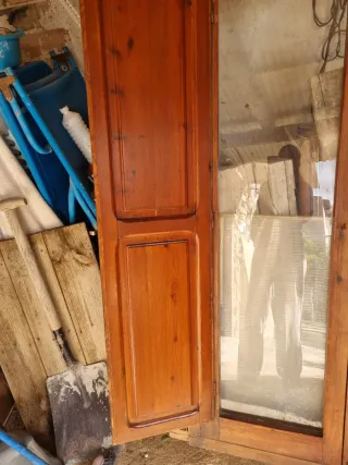 Puerta doble madera rústica antigua