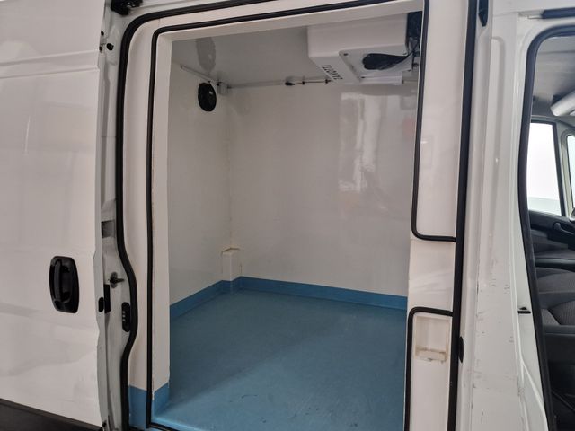 PEUGEOT BOXER VAN FRIGORIFICA