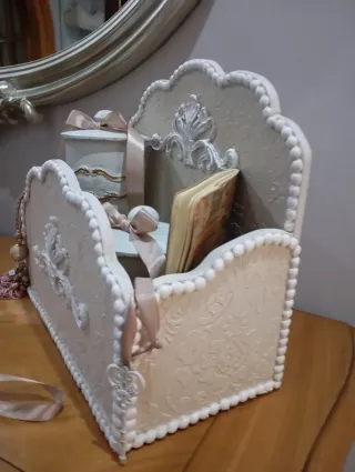 Buzón expositor decorativo