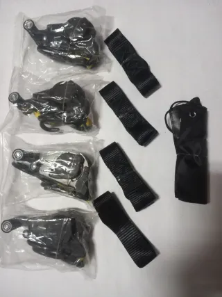 Conjunto de 4 Trinquetes Cincha amarre automático.