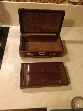 Joyero de piel vintage