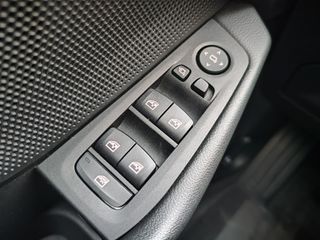 BMW Serie 1 118i 136 CV