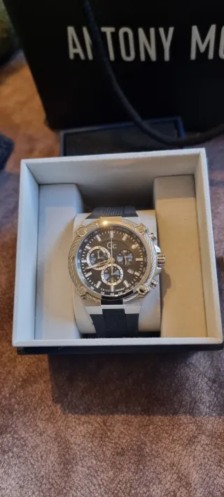 Reloj Guess Collection GC ( gama alta)