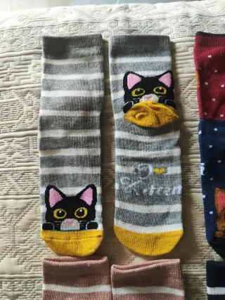 CALCETINES DE GATITOS.