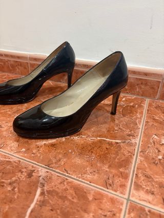 Tacones Brenda Zaro Negros Charol